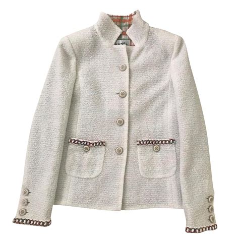 chanel tweed jacket 2020.